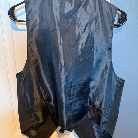 Paris Sport Club Vintage Leather Shell Vest - Picture 4 of 7